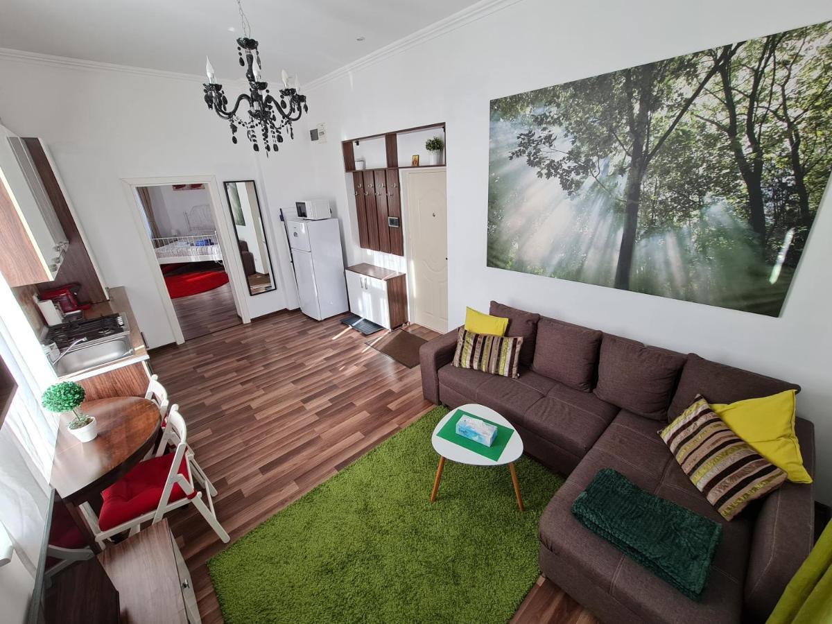 Downtown Central University Apartament - Cal1 บูคาเรสต์ ภายนอก รูปภาพ