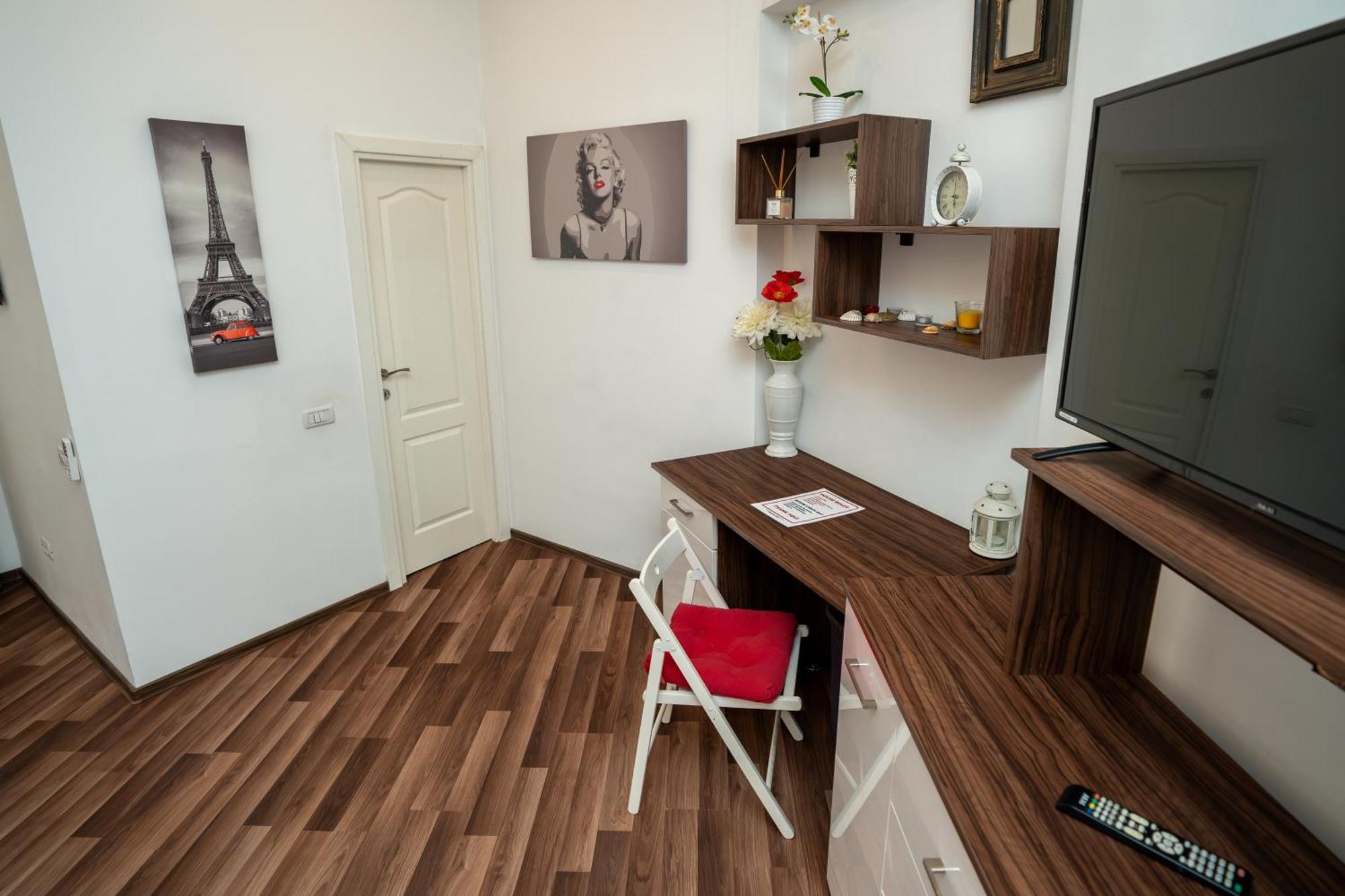 Downtown Central University Apartament - Cal1 บูคาเรสต์ ภายนอก รูปภาพ
