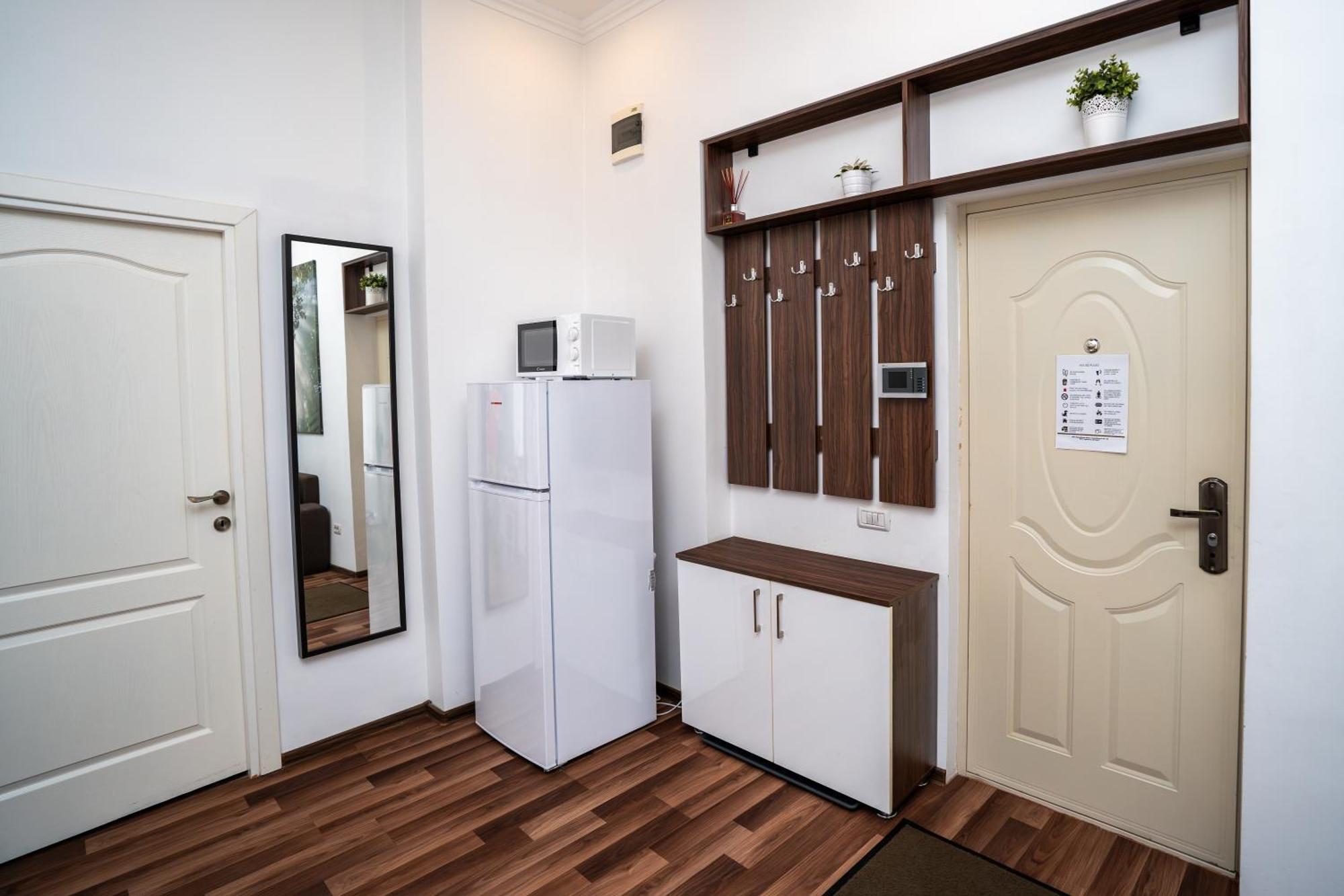 Downtown Central University Apartament - Cal1 บูคาเรสต์ ภายนอก รูปภาพ